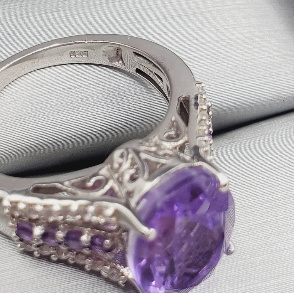 5.8 Carat Oval Lavendar Amethyst & Zircon 925 Sterling Silver Statement …